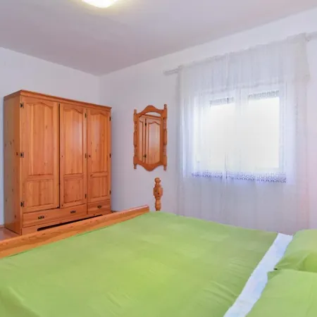 House Vlade 1219 Holiday home *