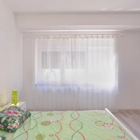 Holiday home House Vlade 1219 *